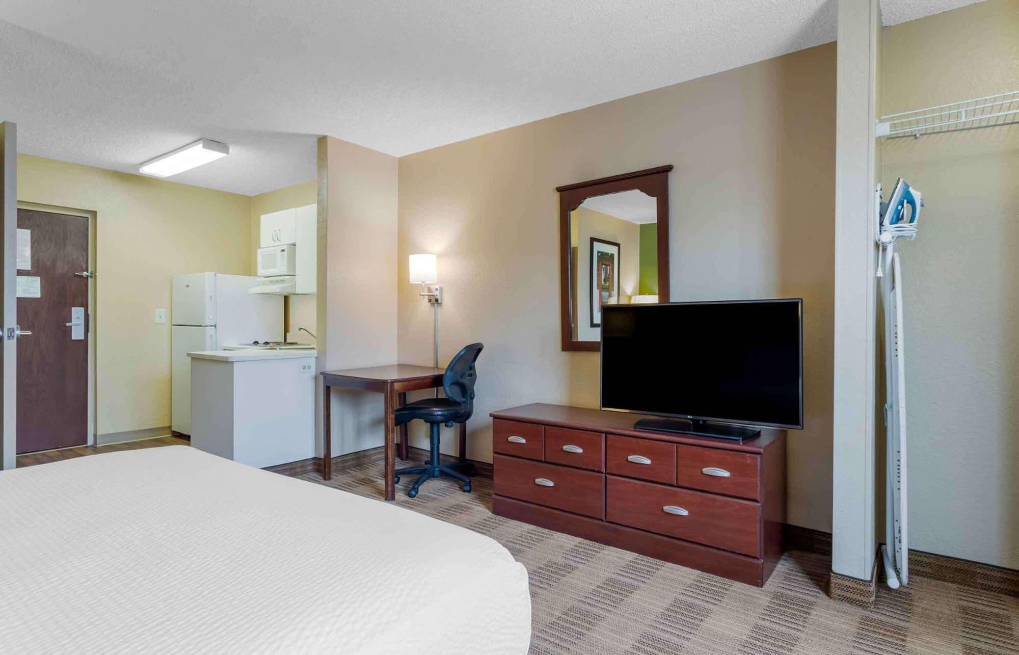 Extended America - - Galleria - Westheimer Hotel